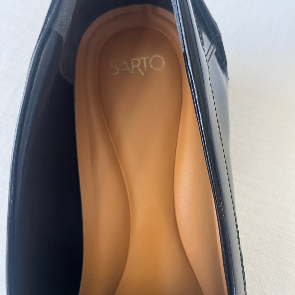 Like new Franco Sarto Gene CUT OUT Heeled Loafer Oxfords 🖤 - Picture 6 of 6